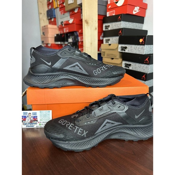 Nike Women's Pegasus Trail 3 GTX Triple Black DC8794-001 Running Multiple Sizes - Picture 3 of 6